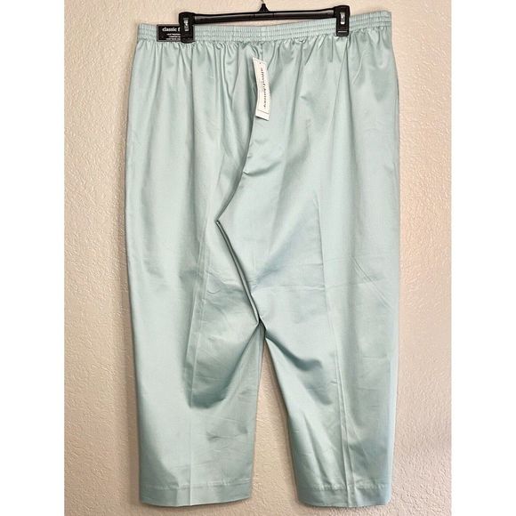 Alfred Dunner NWT Mint Blue Classic Fit Pants Womens Plus Size 24W Short - Picture 7 of 9